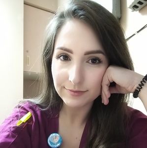 Meet your Posher, Angelique